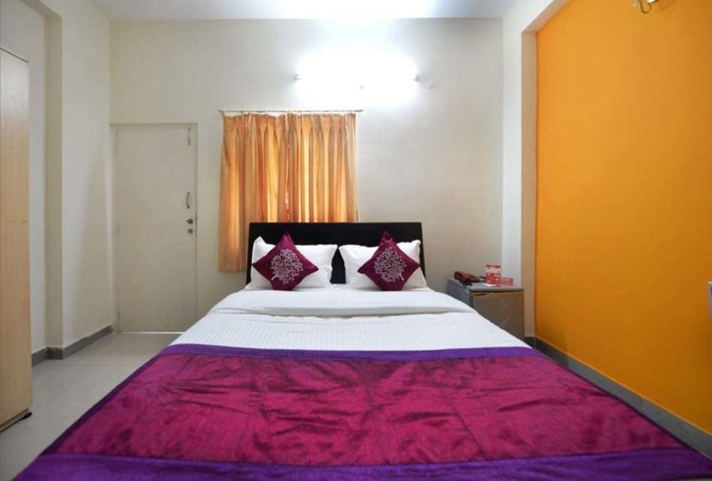 Super Collection O Begumpet Formerly Alpine Glow Sunrise Hyderabad Ngoại thất bức ảnh