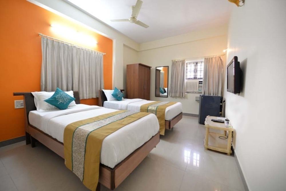 Super Collection O Begumpet Formerly Alpine Glow Sunrise Hyderabad Ngoại thất bức ảnh