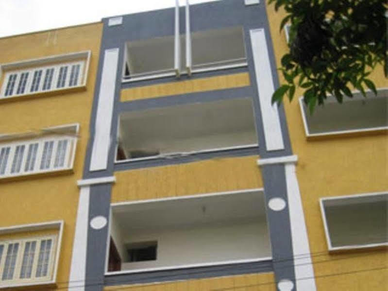 Super Collection O Begumpet Formerly Alpine Glow Sunrise Hyderabad Ngoại thất bức ảnh